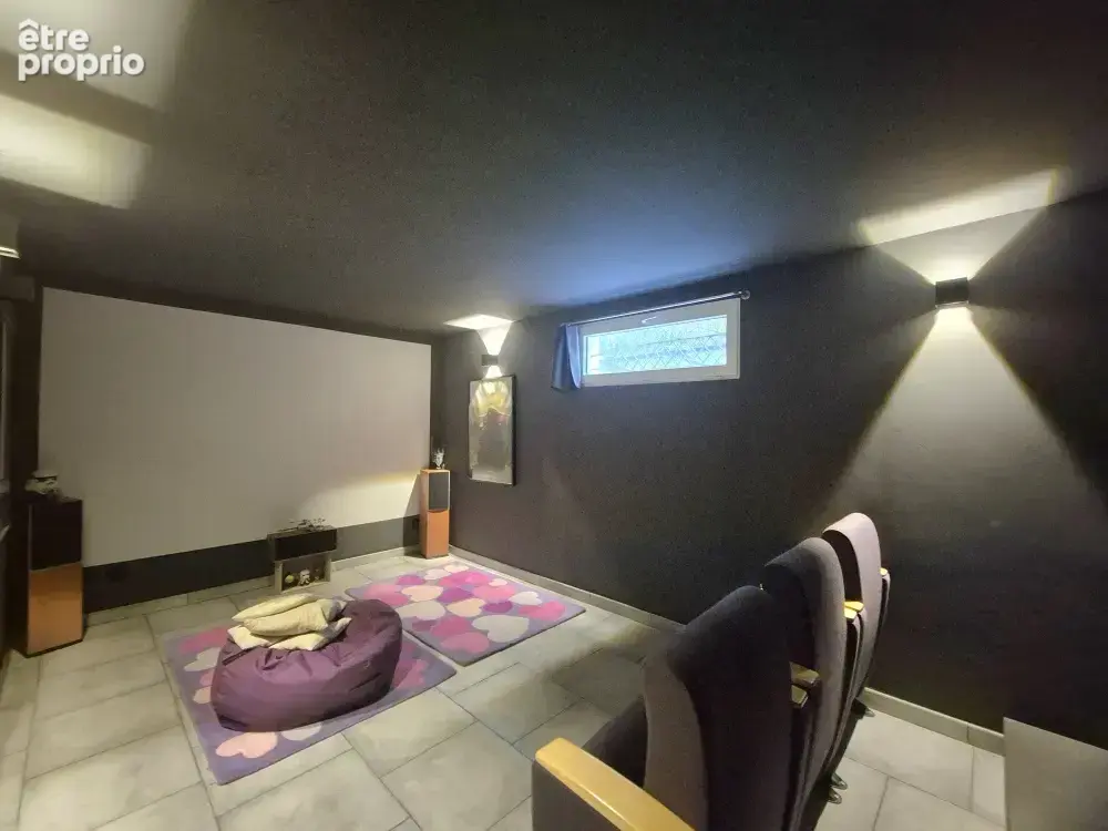 IDEALEMENT SITUEE. Maison agréable et lumineuse. TOUT A PIED - photo 15