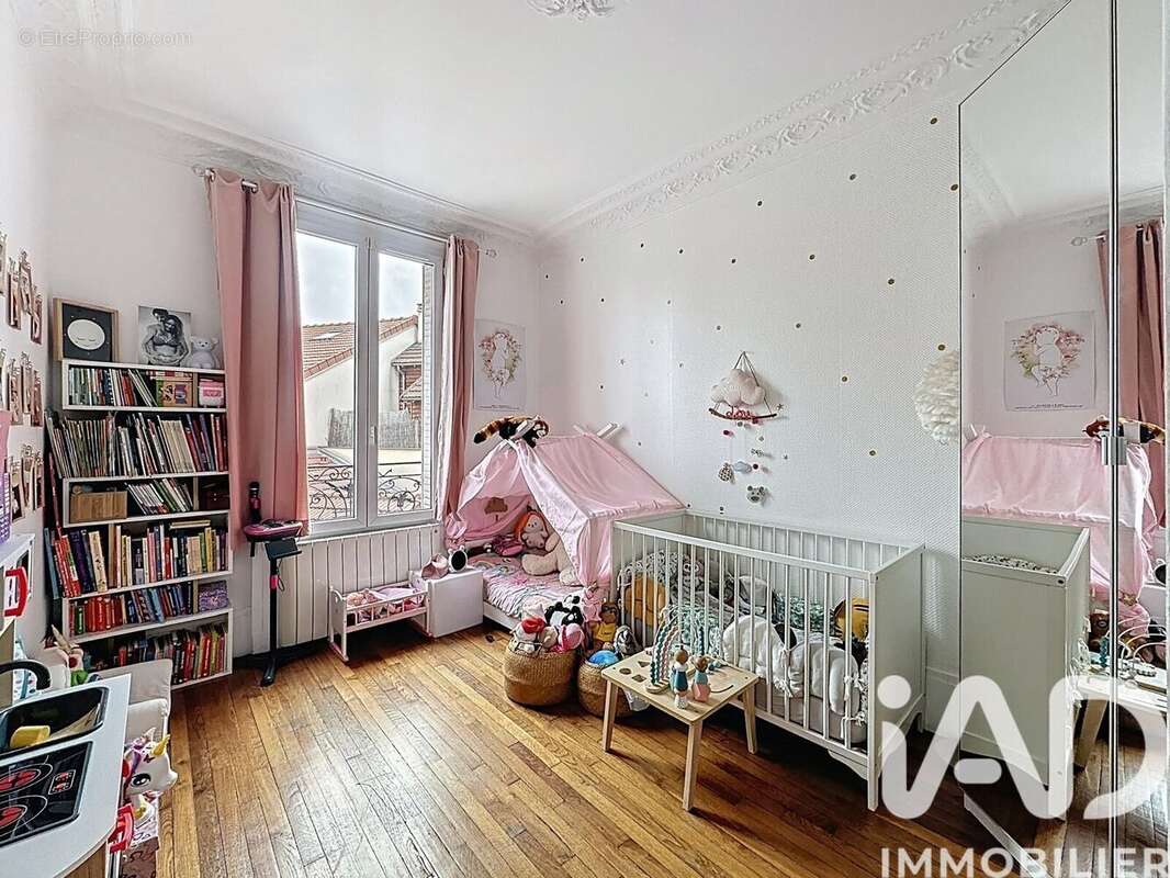 Photo 7 - Appartement à LA GARENNE-COLOMBES