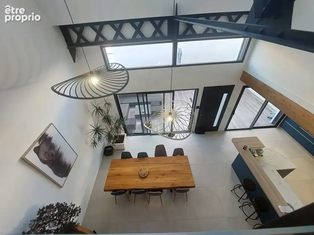 A vendre riorges loft de 6 pièces de 150 m2 - photo 1