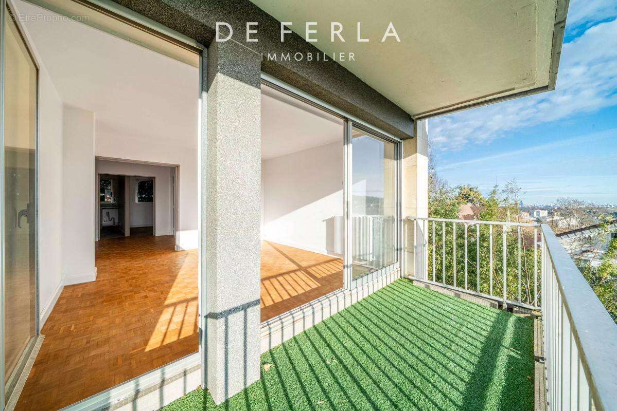 Appartement à SEVRES