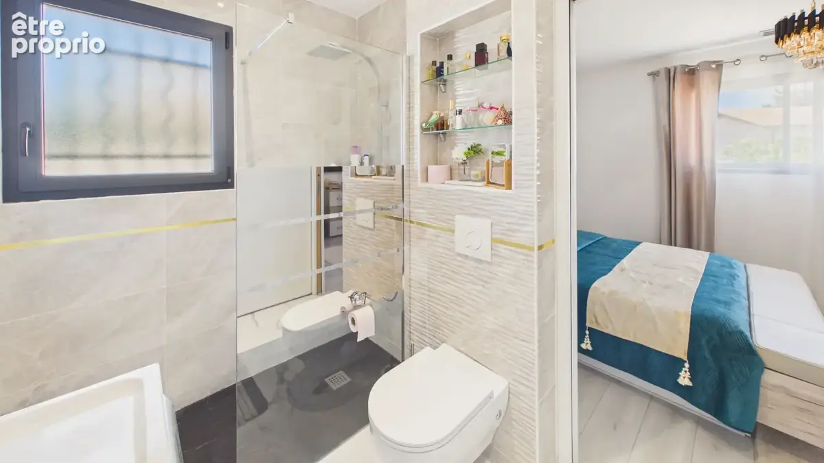 Maison re 2020 de plain pied de 152 m² avec piscine et pool house - photo 5