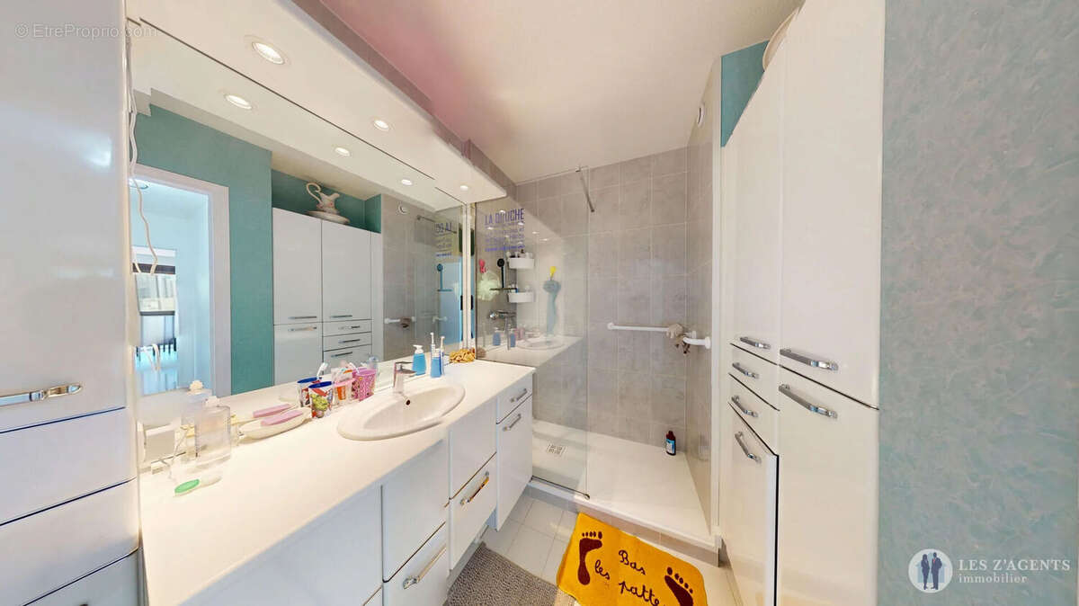 AppT4 LUMINEUX AVEC VUE PANORAMIQUE ? ÉCHIROLLES (Résidence Le Château)artement Echirolles 4 pièce(s) 83 m2 - photo 7