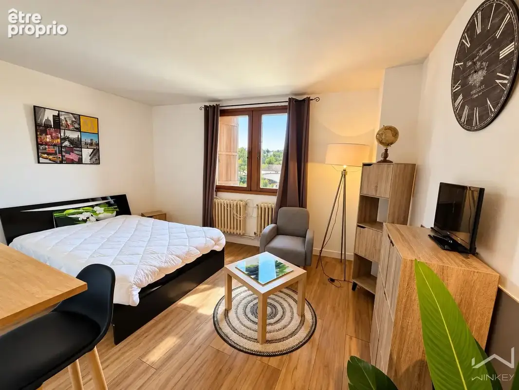 Photo Appartement à Bourg-Saint-Andeol au prix de 159 000€