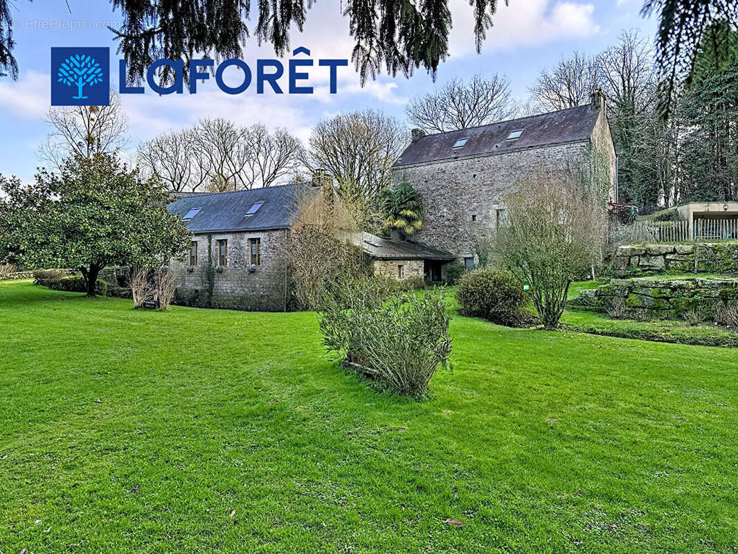 Maison à LOCOAL-MENDON