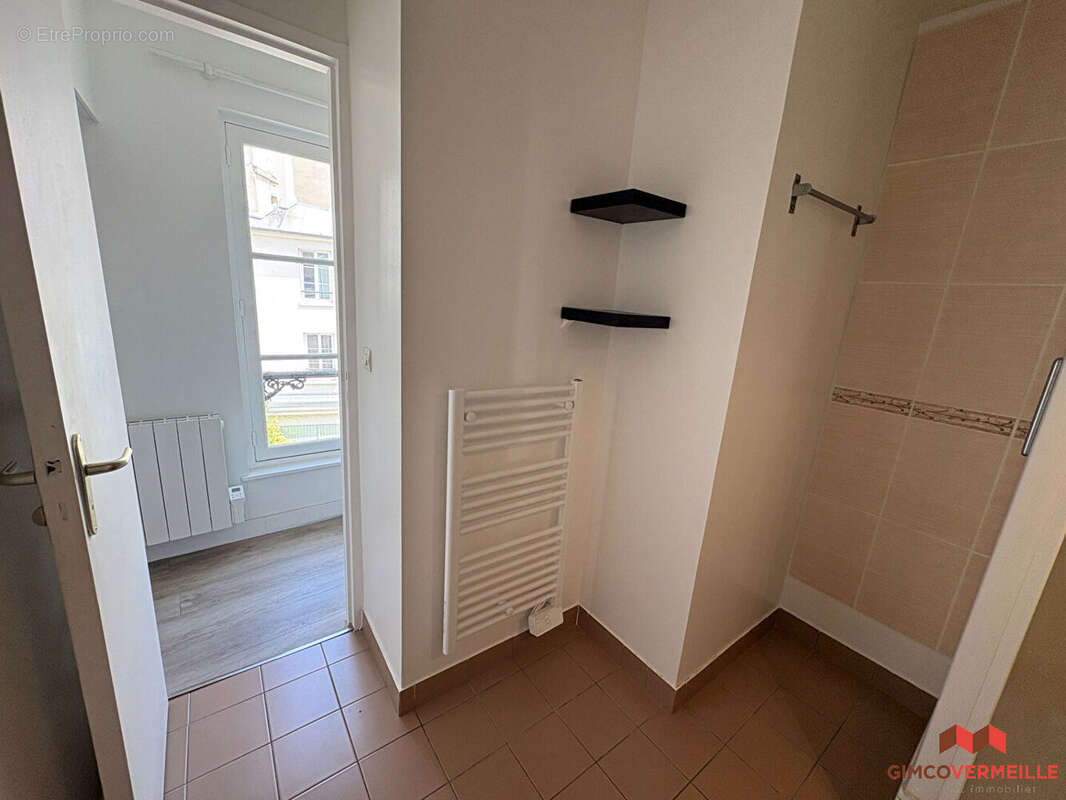 Appartement 28 m² à Versailles  - photo 10