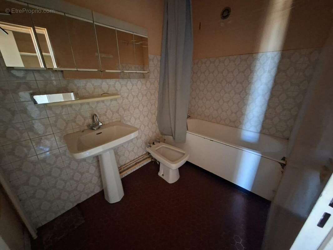 Appartement à LE BOURGET