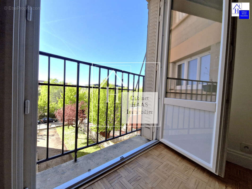 Balcon - Appartement à MAISONS-ALFORT