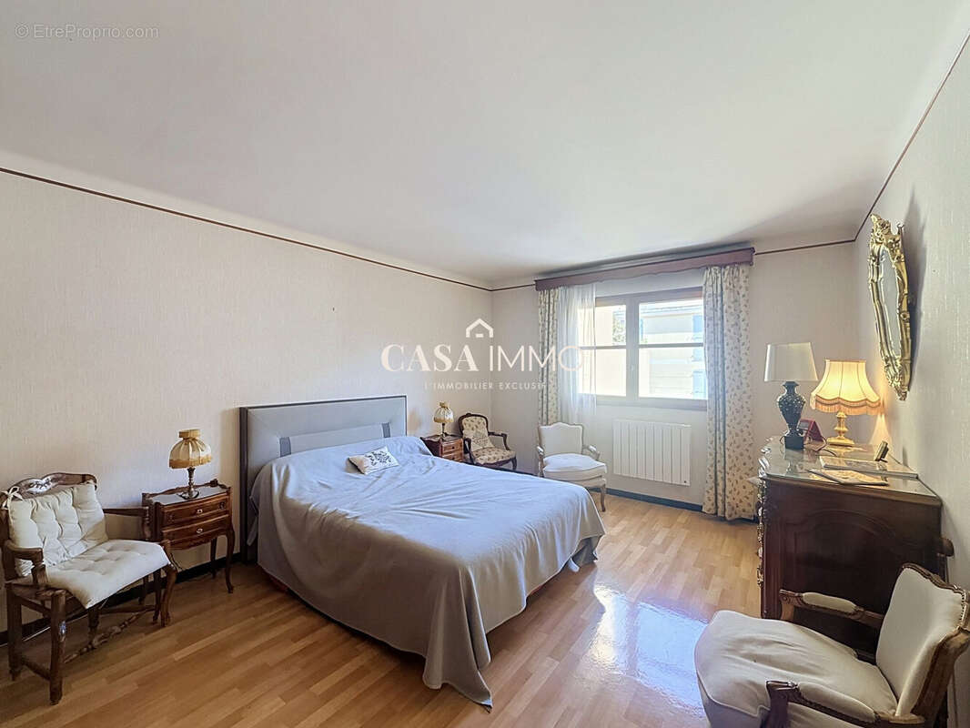 Appartement à HYERES