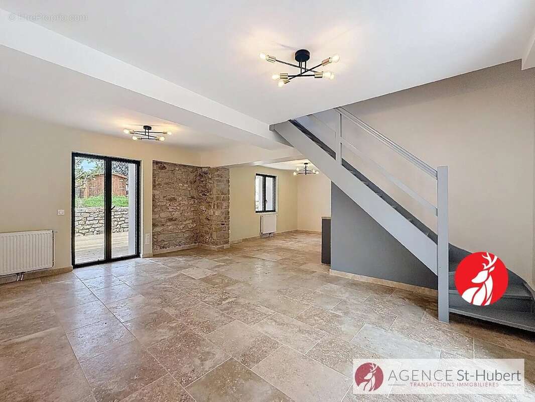 Maison à CHAILLY-EN-BIERE