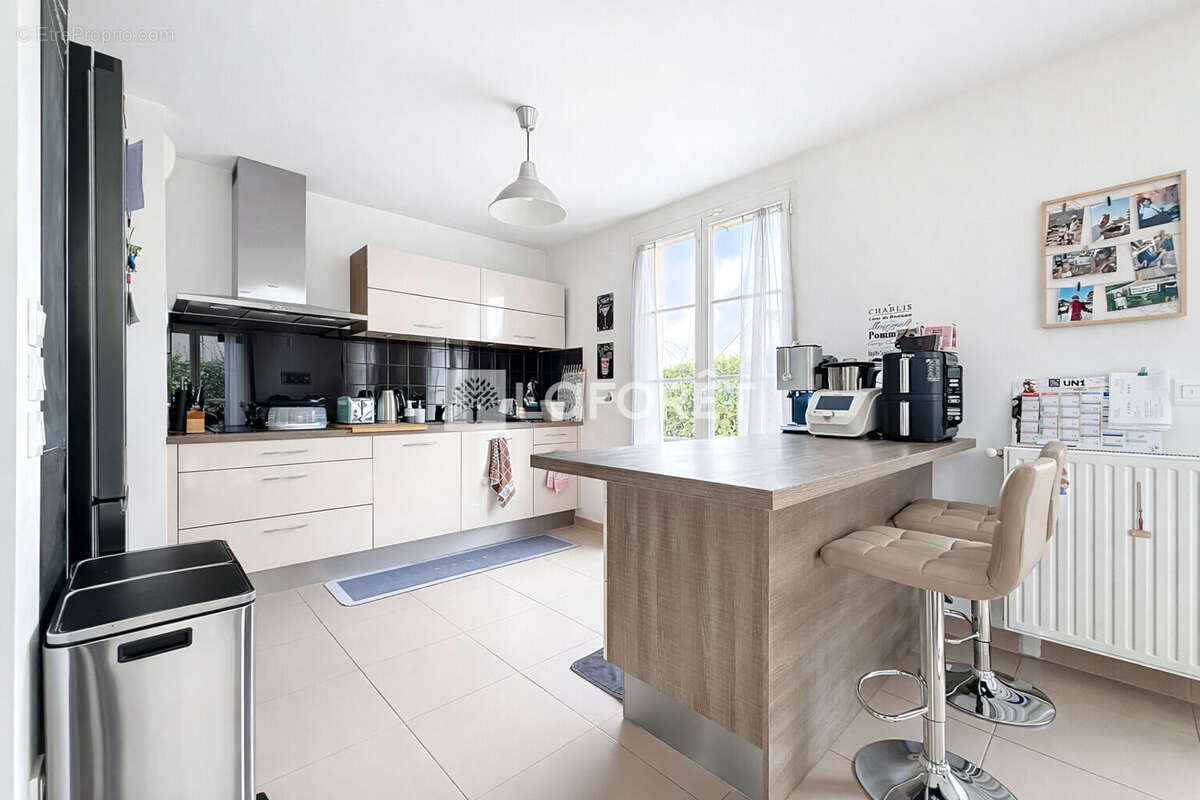 Maison à MAGNY-LE-HONGRE