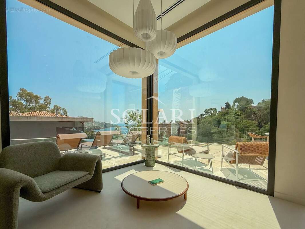 Villa d’architecte avec vue mer et piscine à Théoule-sur-Mer - photo 9
