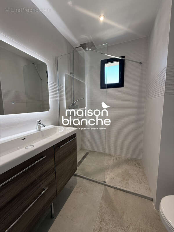 Maison à SAINT-DENIS-DE-PILE