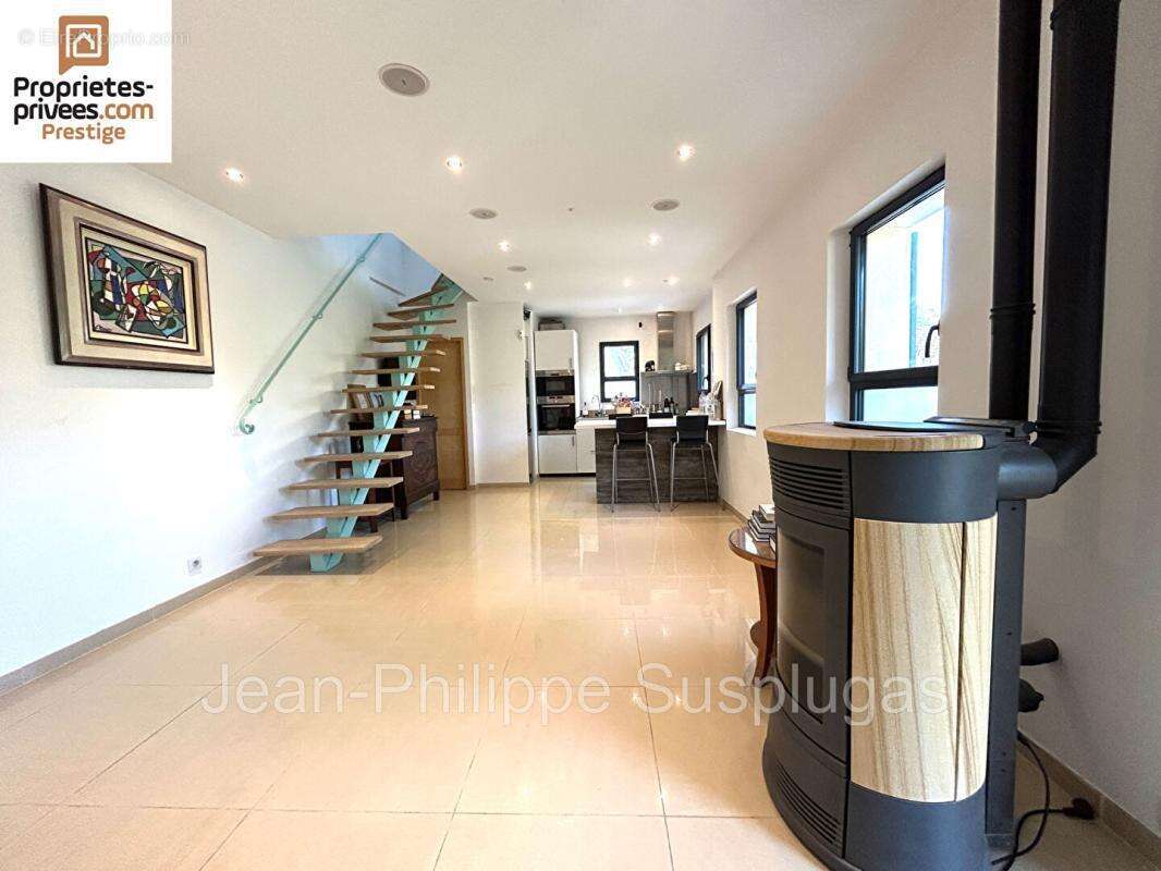 Appartement à SAINT-CYR-SUR-MER