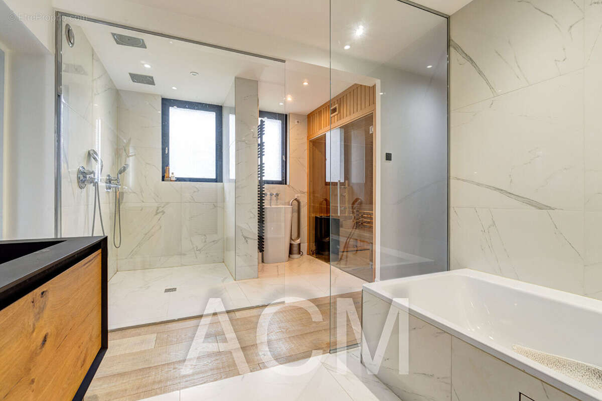 Appartement à MAISONS-LAFFITTE