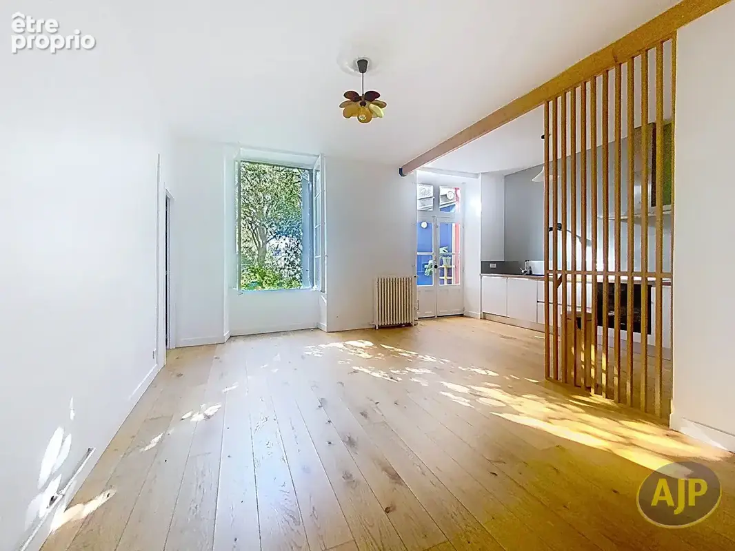 Rareté Dobrée/Sanitat : Esprit petite maison en Hyper Centre - photo 11