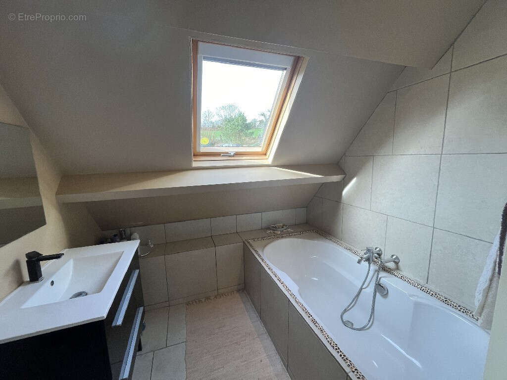 Maison à WAMBERCOURT