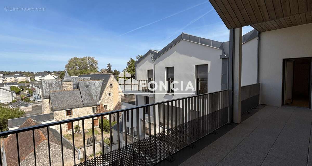 Appartement à LA RICHE