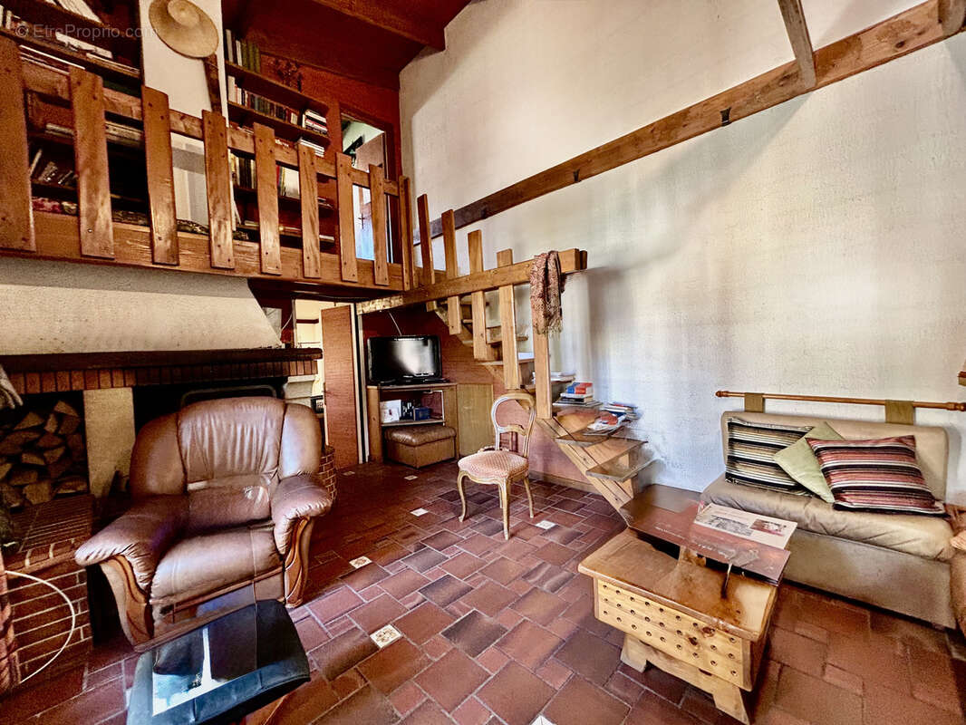 Maison à SATHONAY-VILLAGE