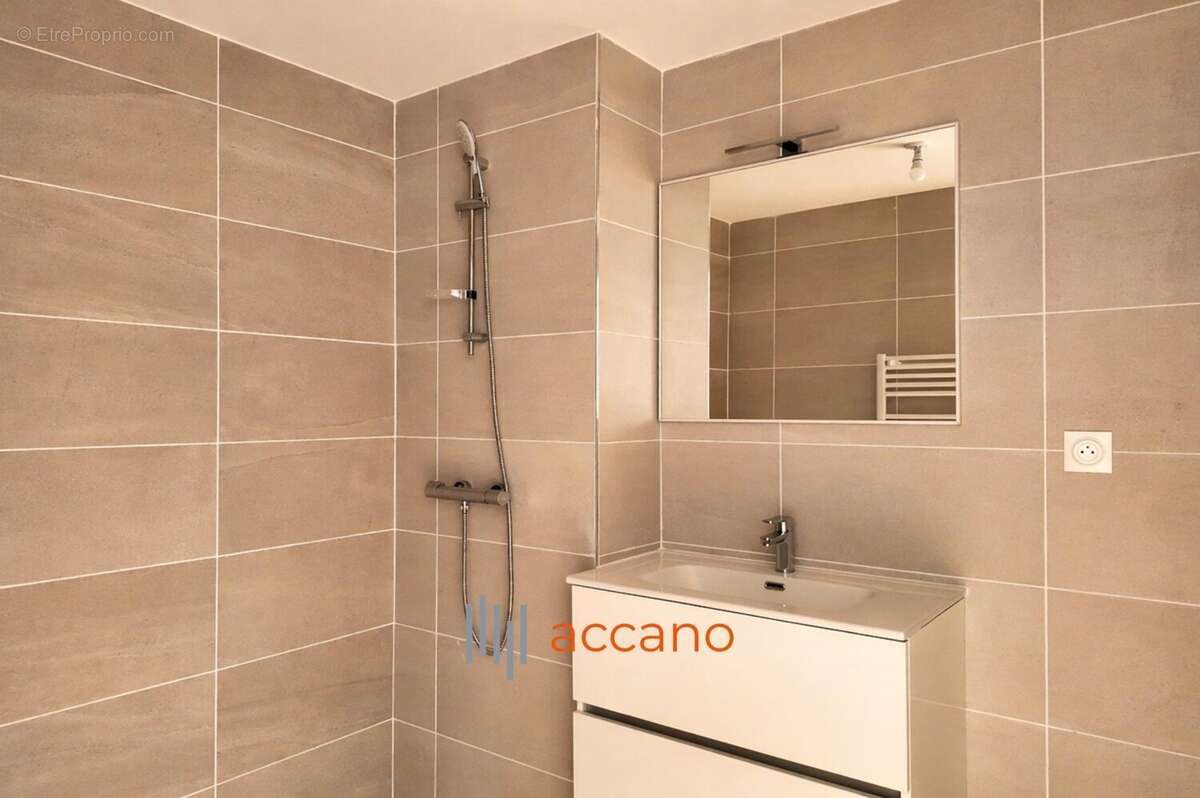 Appartement à CHAMPAGNE-AU-MONT-D'OR