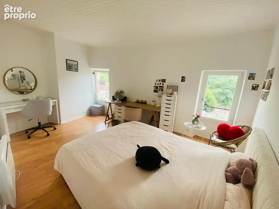 Maison familiale mitoyenne 165 m², 5 chambres, Proche Cahors - photo 6