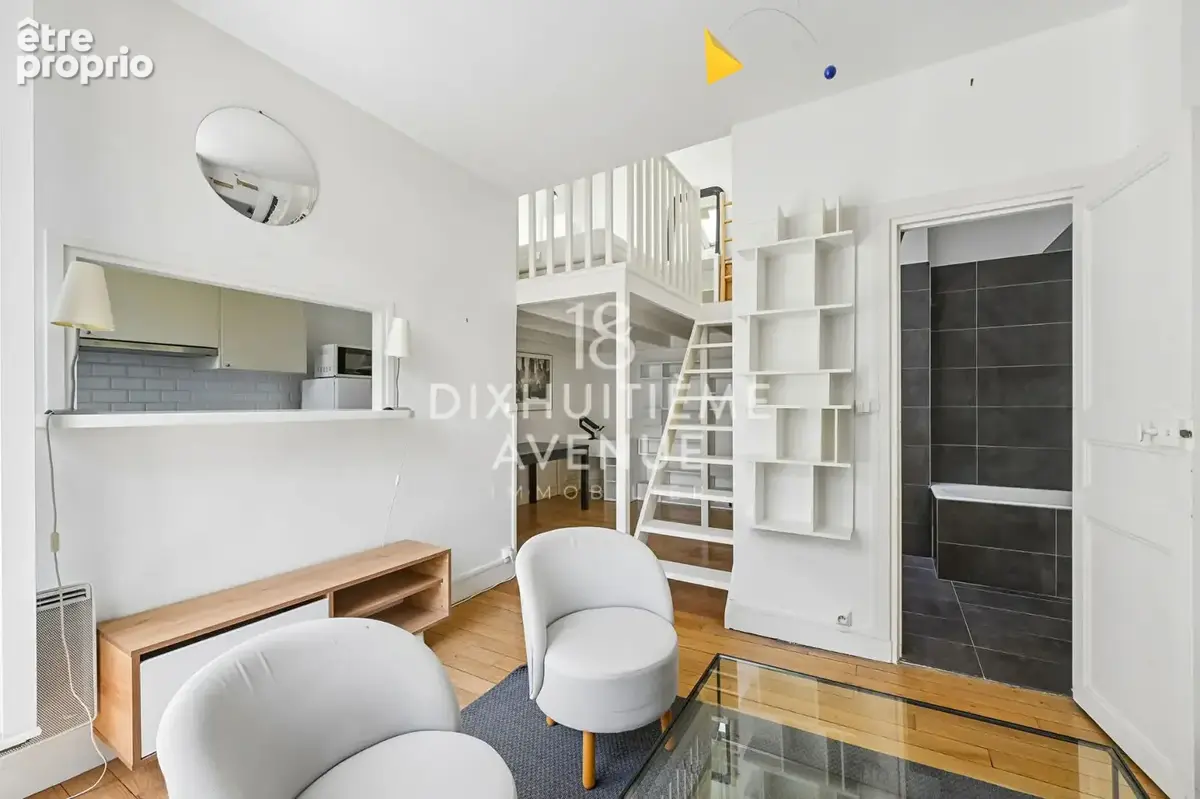 Rue des Sablons, 2ème étage, appartement avec mezzanine et balcon - photo 4