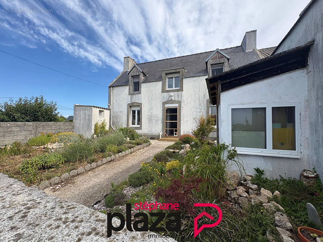 Maison à PLOUHINEC