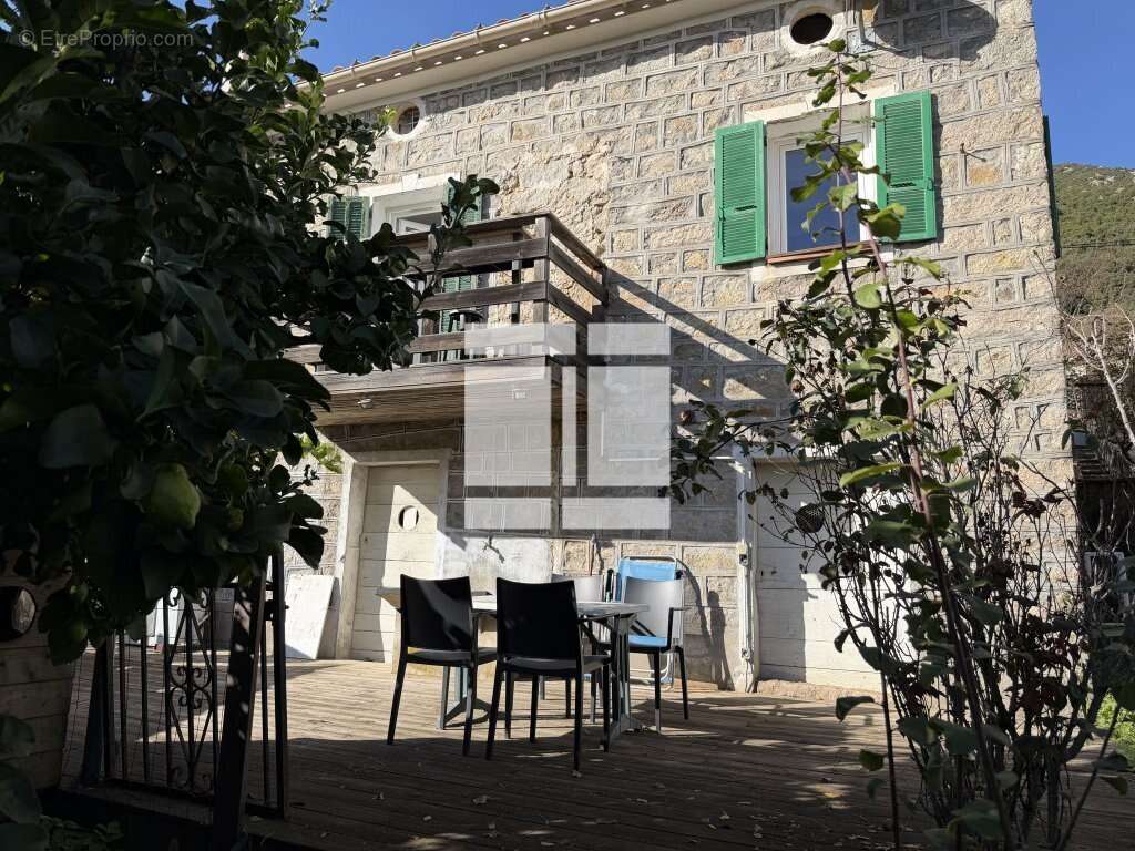 Maison à OCANA