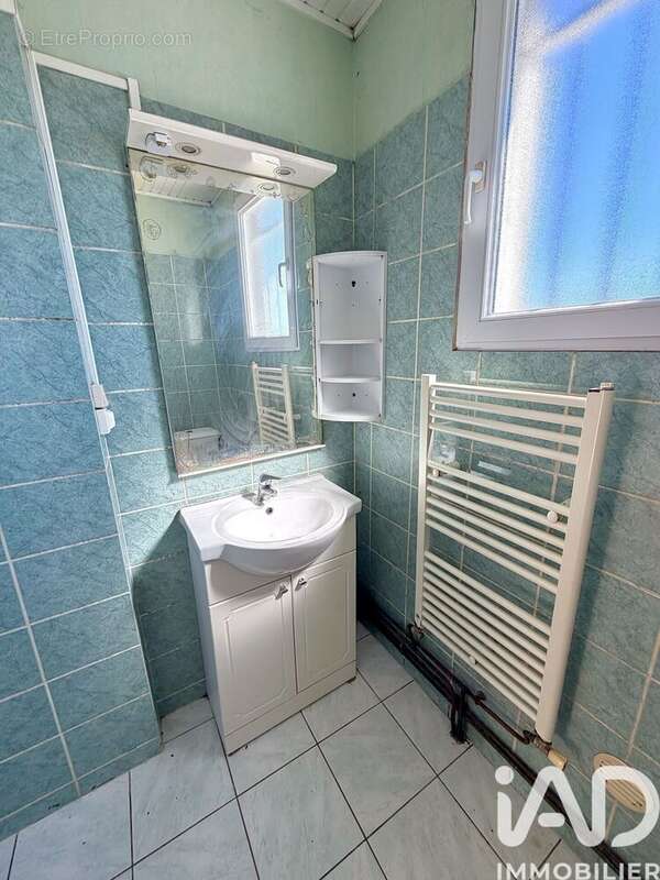 Maison 65 m² à Montmorillon  - photo 7