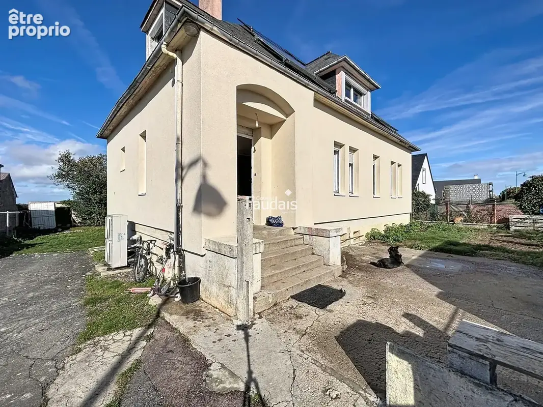 Maison 10 pièces 139 m² à vendre à Caumont-L'evente (14240) - photo 1