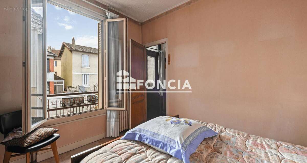 Maison à VILLENEUVE-SAINT-GEORGES