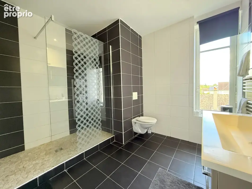 Maison bourgeoise quartier calme - photo 12