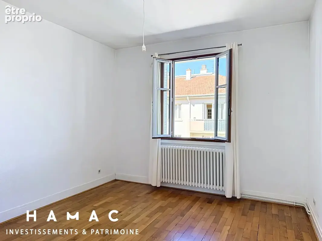 Appartement T3 69m2 dernier étage Rue Sully - photo 7