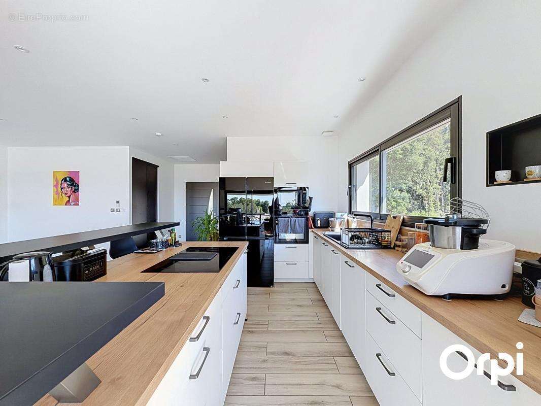 Villa F4 avec F2 indépendant et bureau – Vue mer & montagne - photo 7