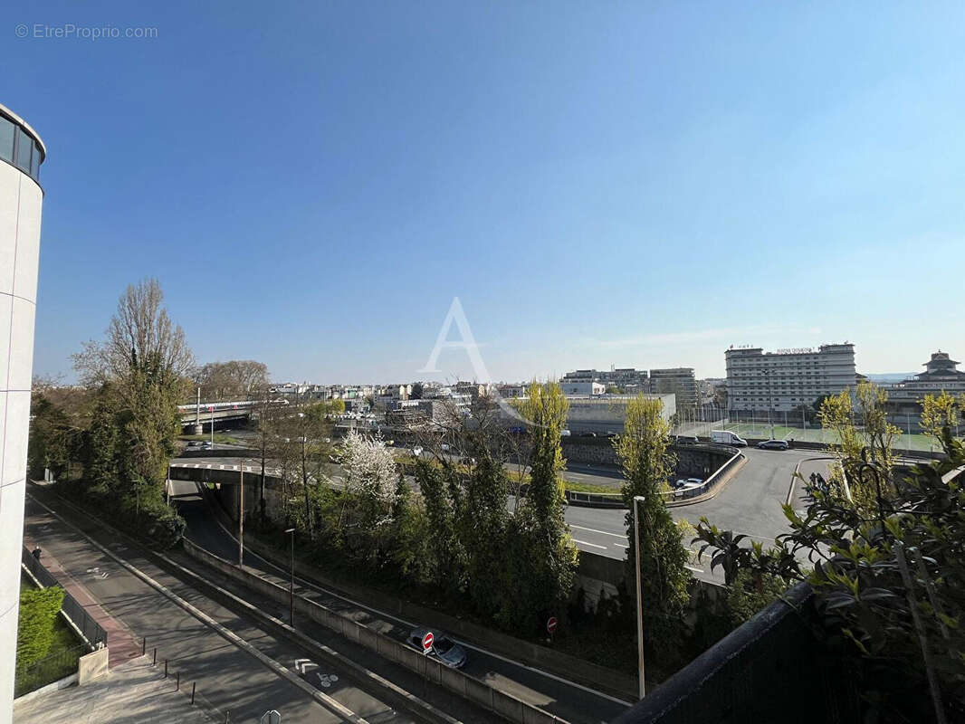 Appartement à CHARENTON-LE-PONT