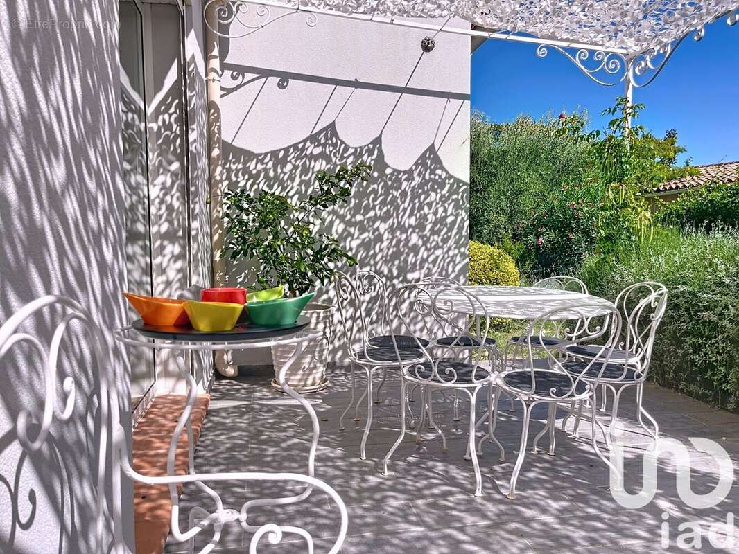 Photo 9 - Maison à LE CASTELLET