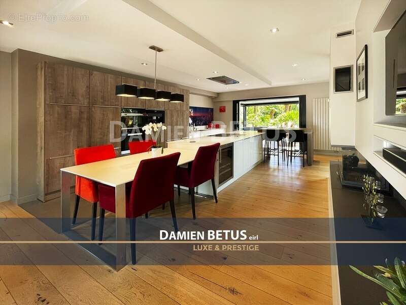 Maison à NOTRE-DAME-DE-RIEZ