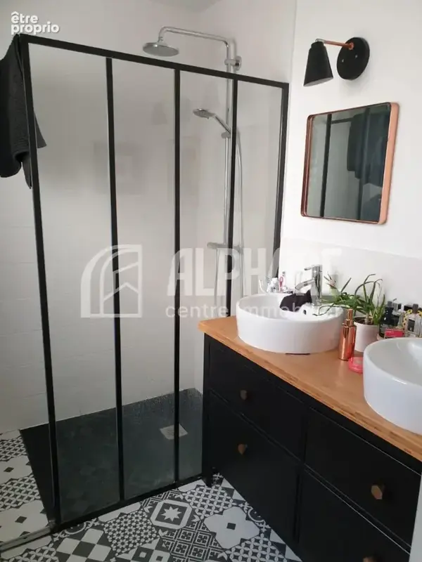 Maison contemporaine de 2017, 4 chambres , garage . - photo 10