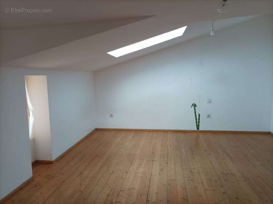 Maison à MONSEMPRON-LIBOS