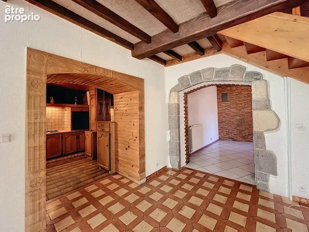 22MN CLERMONT - Maison de village avec grande pièce à vivre - photo 3