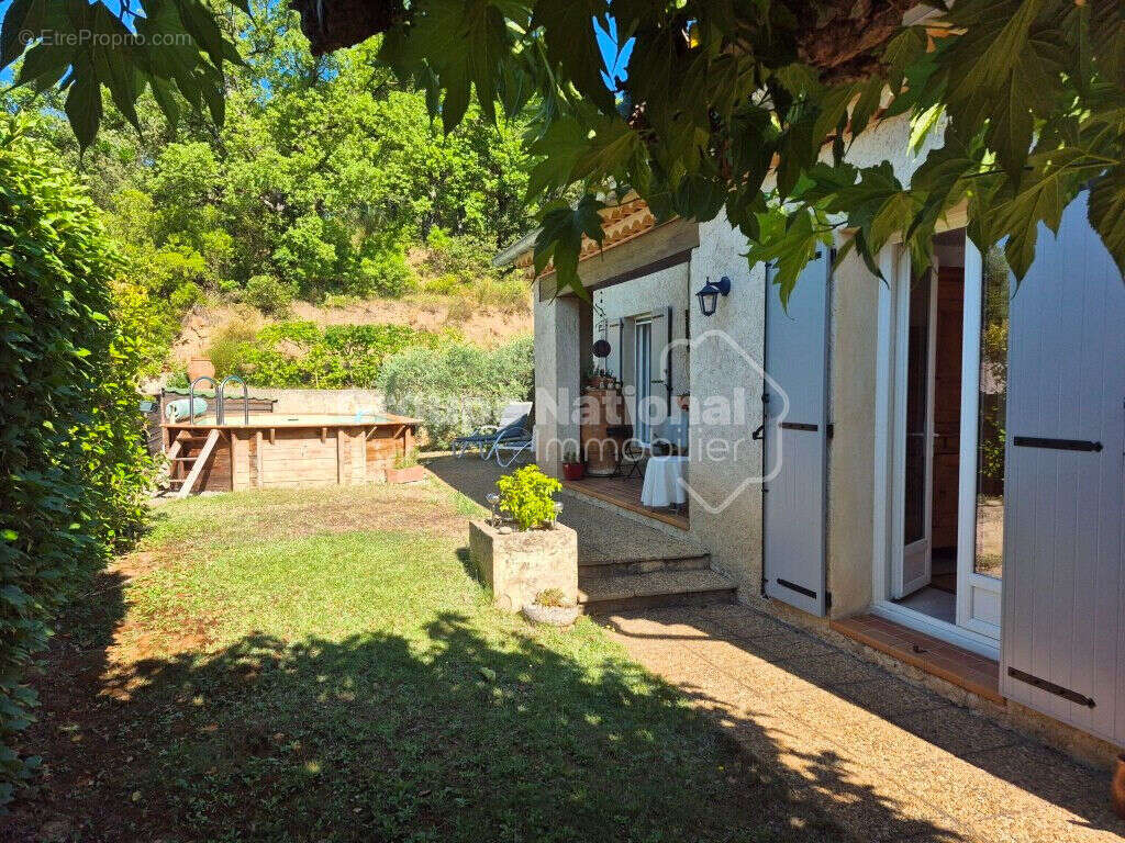 Maison à GREOUX-LES-BAINS