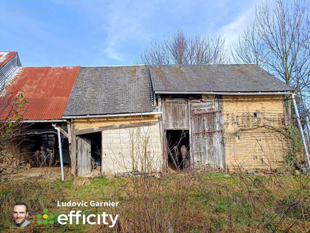Maison à SAINT-HILAIRE-DU-HARCOUET