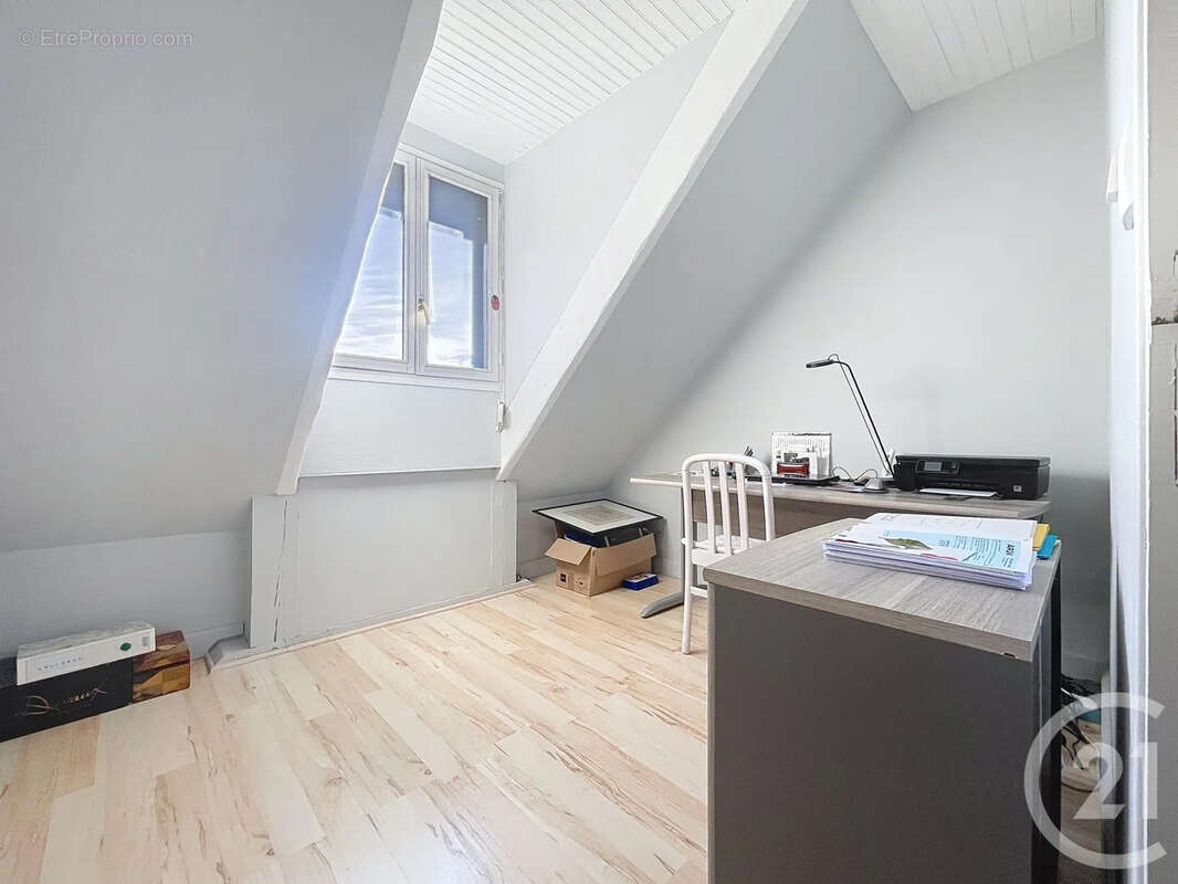 Maison à SAINT-PHAL