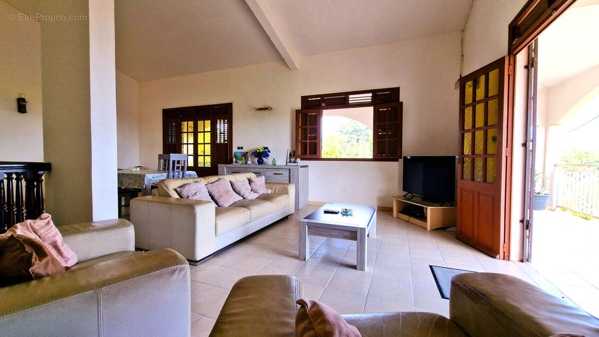 Maison à L&#039;AJOUPA-BOUILLON