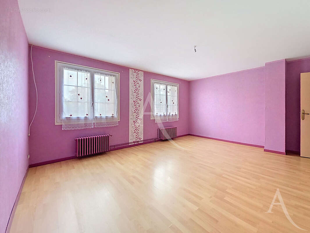 Maison à PORCHEVILLE