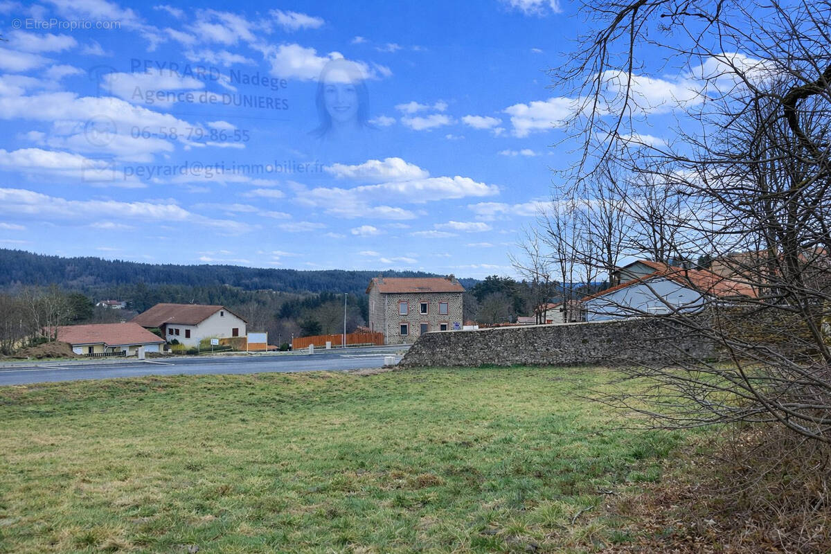 Terrain à RAUCOULES