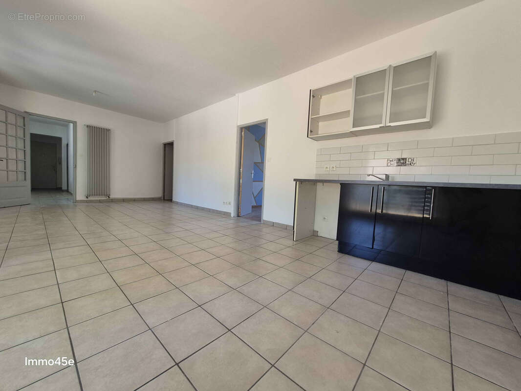 Appartement à TOURNON-SUR-RHONE