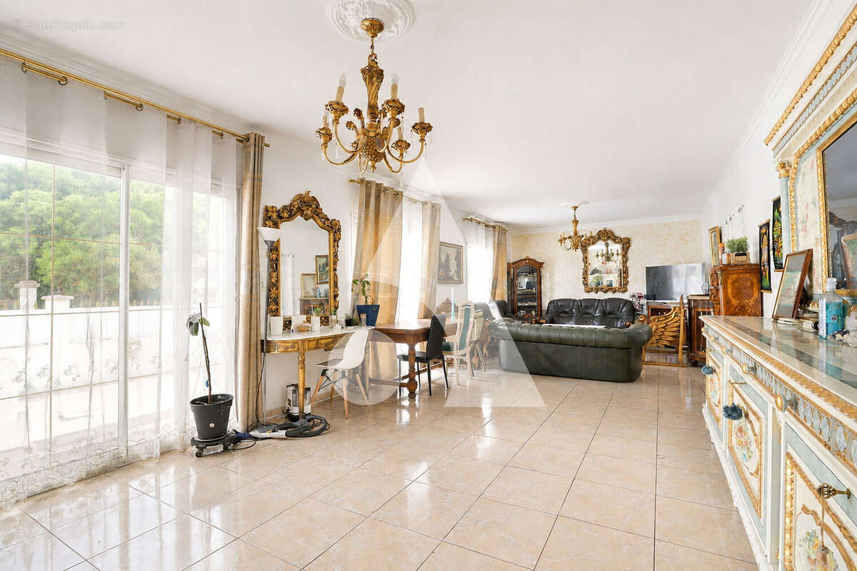 Appartement à NOISY-LE-SEC