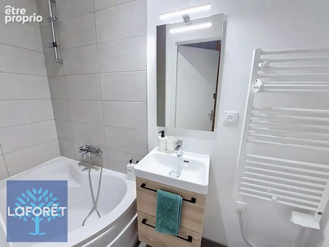 Appartement Charly 6 pièce(s) 80.10 m2 - photo 9
