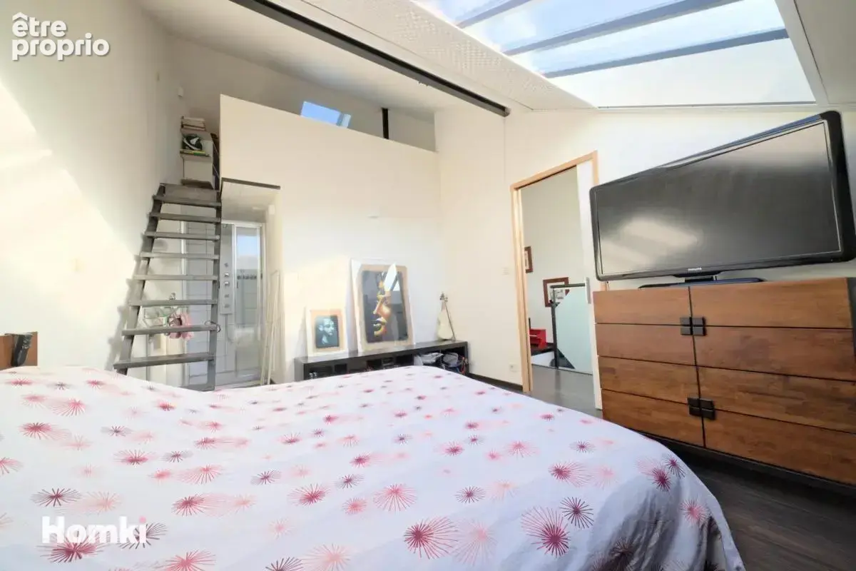 COUP DE CŒUR – Loft T4 atypique avec terrasse – Volumes exceptionnels - photo 4