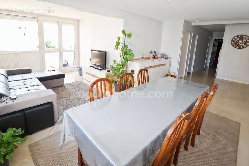 Appartement à SASSENAGE